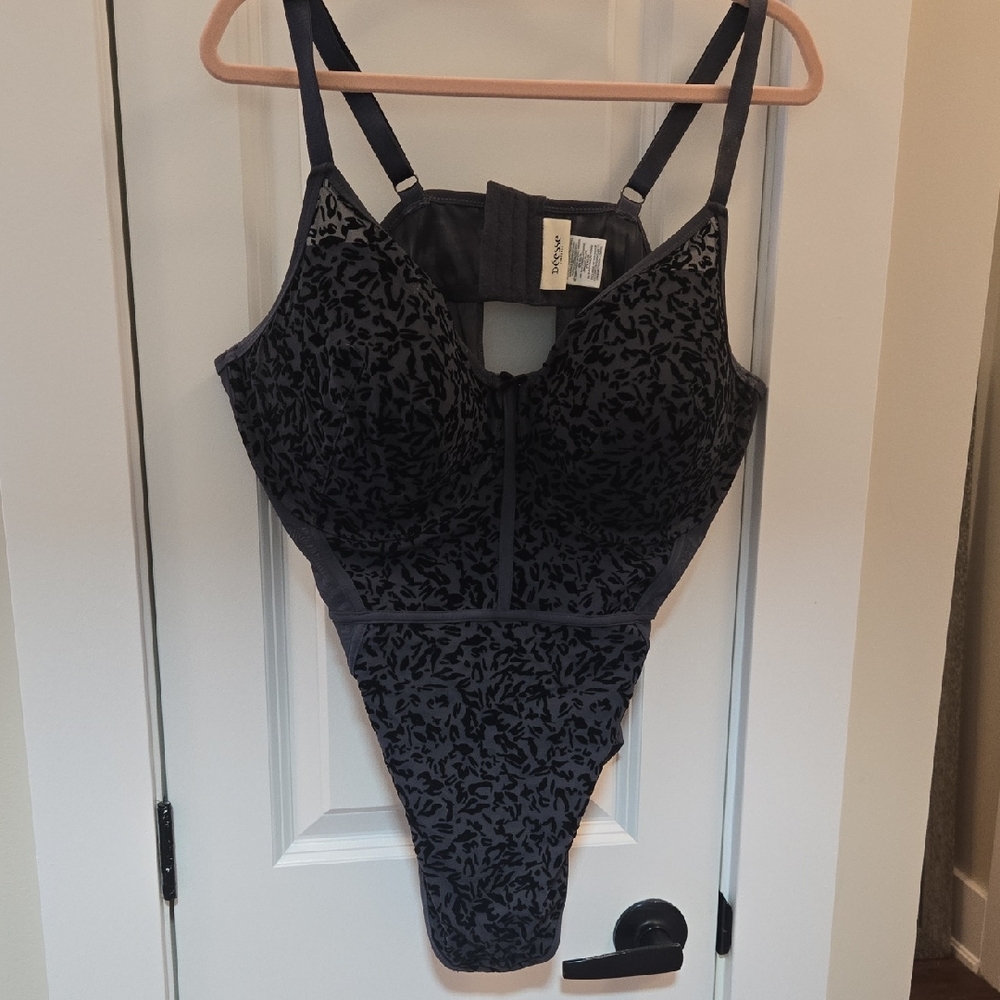 Deesse 2X Black & Grey Patterned Bodysuit